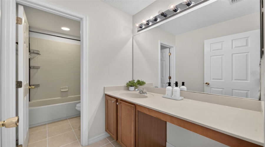 Upstairs Hall Bathroom