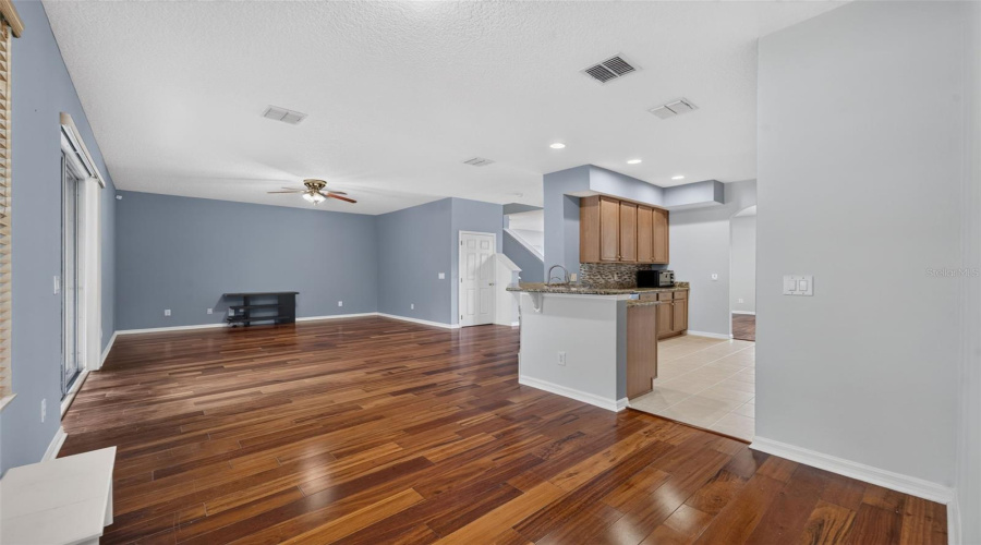Orlando, Florida 32829, 4 Bedroom Bedrooms, ,3 Bathroombathrooms,Residential,For Sale,Chelsea Harbour,0,Mfro6420364