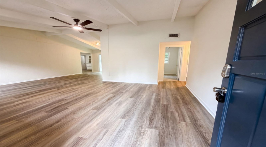 Gainesville, Florida 32609, 4 Bedroom Bedrooms, ,2 Bathroombathrooms,Residential,For Sale,31St,0,Mfro6430344