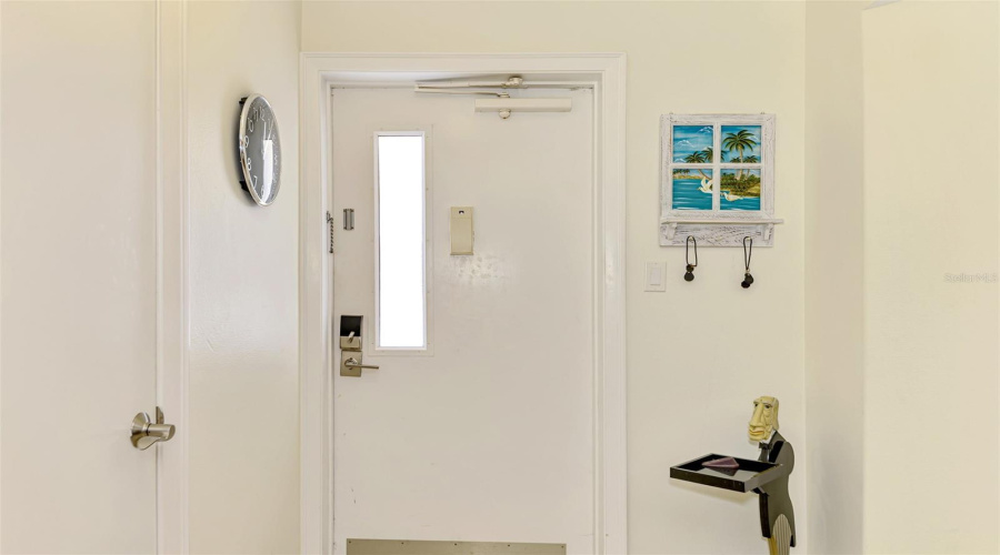 Sarasota, Florida 34242, 2 Bedroom Bedrooms, ,2 Bathroombathrooms,Residential,For Sale,Midnight Pass,0,Mfrn6144235