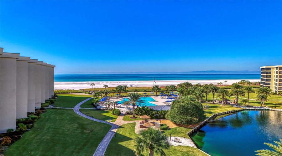 Sarasota, Florida 34242, 2 Bedroom Bedrooms, ,2 Bathroombathrooms,Residential,For Sale,Midnight Pass,0,Mfrn6144235