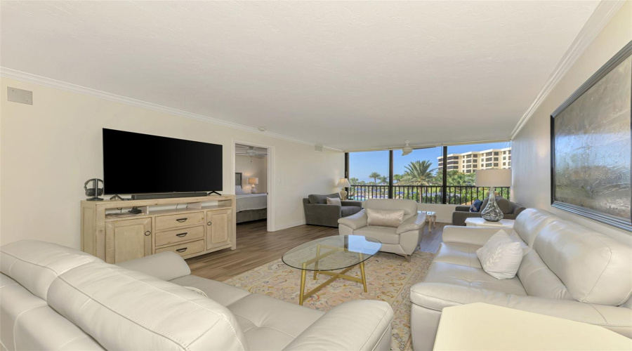 Sarasota, Florida 34242, 2 Bedroom Bedrooms, ,2 Bathroombathrooms,Residential,For Sale,Midnight Pass,0,Mfrn6144235