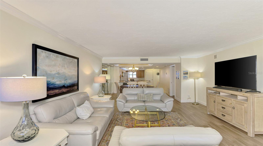 Sarasota, Florida 34242, 2 Bedroom Bedrooms, ,2 Bathroombathrooms,Residential,For Sale,Midnight Pass,0,Mfrn6144235