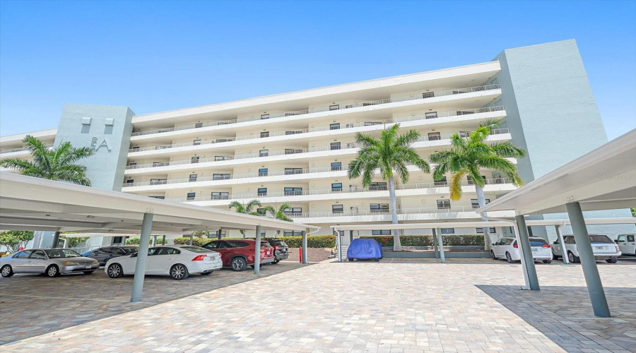 Sarasota, Florida 34242, 2 Bedroom Bedrooms, ,2 Bathroombathrooms,Residential,For Sale,Midnight Pass,0,Mfrn6144235