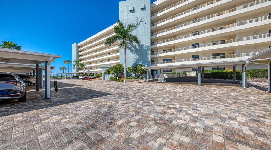 Sarasota, Florida 34242, 2 Bedroom Bedrooms, ,2 Bathroombathrooms,Residential,For Sale,Midnight Pass,0,Mfrn6144235