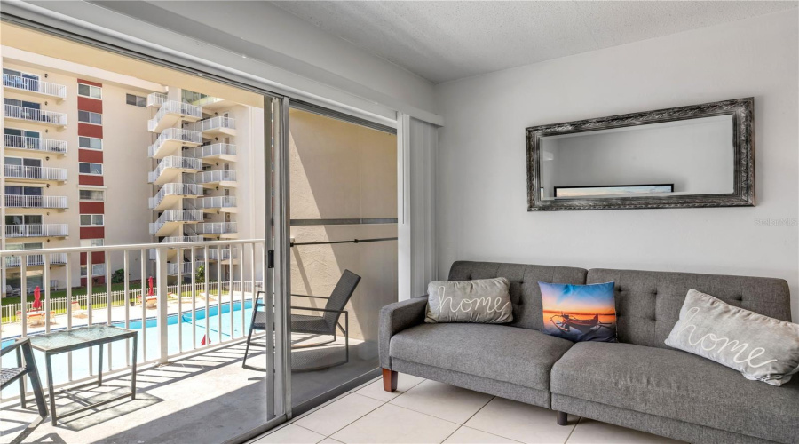 Daytona Beach, Florida 32118, 1 Bedroom Bedrooms, ,1 Bathroombathrooms,Residential,For Sale,Halifax,0,Mfrns1089063