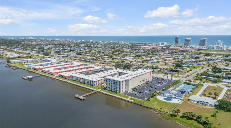 Daytona Beach, Florida 32118, 1 Bedroom Bedrooms, ,1 Bathroombathrooms,Residential,For Sale,Halifax,0,Mfrns1089063