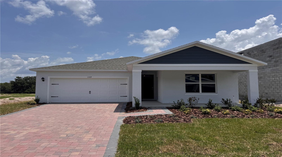 Apopka, Florida 32703, 4 Bedroom Bedrooms, ,3 Bathroombathrooms,Residential,For Sale,Gull,0,Mfro6419287