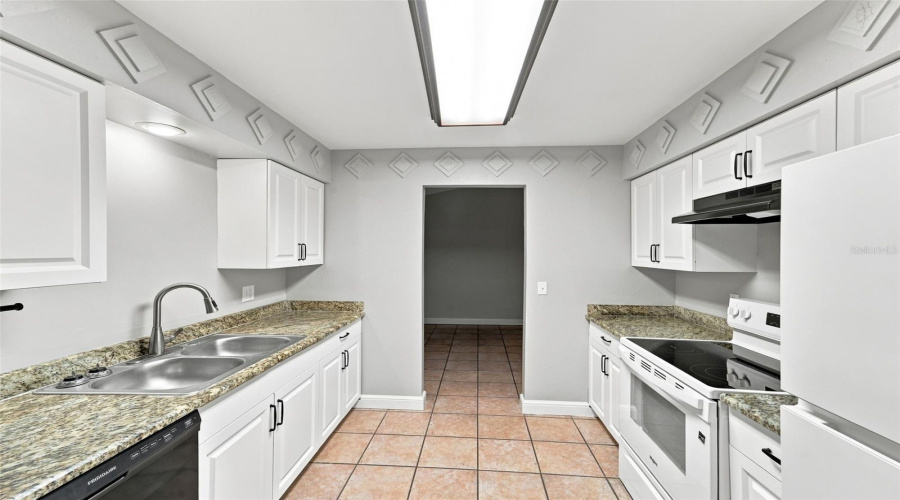 Altamonte Springs, Florida 32714, 5 Bedroom Bedrooms, ,3 Bathroombathrooms,Residential,For Sale,La Salle,0,Mfrv4950854