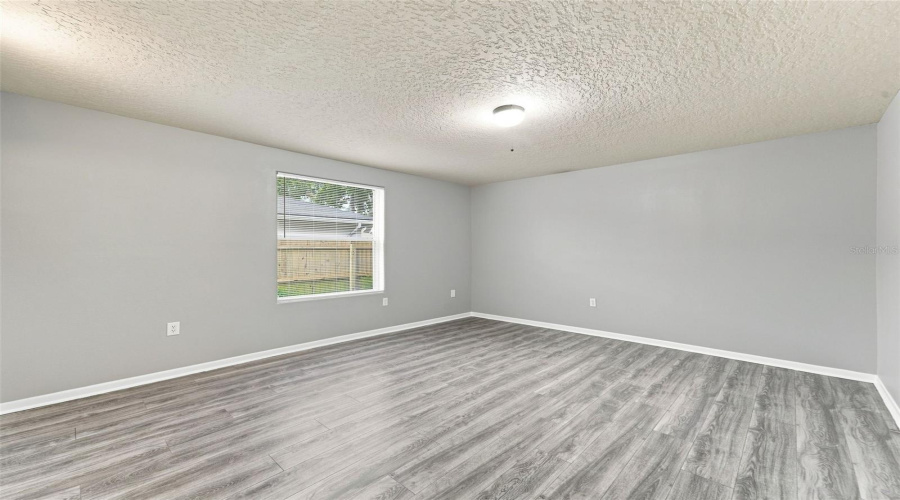Altamonte Springs, Florida 32714, 5 Bedroom Bedrooms, ,3 Bathroombathrooms,Residential,For Sale,La Salle,0,Mfrv4950854