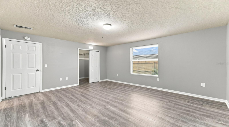 Altamonte Springs, Florida 32714, 5 Bedroom Bedrooms, ,3 Bathroombathrooms,Residential,For Sale,La Salle,0,Mfrv4950854