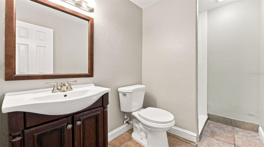 Altamonte Springs, Florida 32714, 5 Bedroom Bedrooms, ,3 Bathroombathrooms,Residential,For Sale,La Salle,0,Mfrv4950854