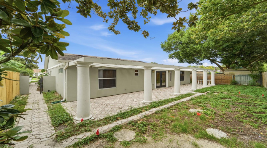 Altamonte Springs, Florida 32714, 5 Bedroom Bedrooms, ,3 Bathroombathrooms,Residential,For Sale,La Salle,0,Mfrv4950854