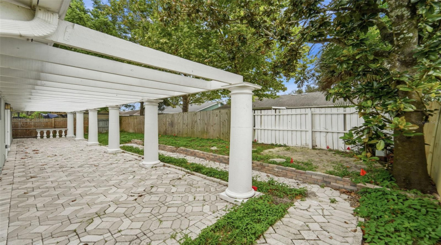 Altamonte Springs, Florida 32714, 5 Bedroom Bedrooms, ,3 Bathroombathrooms,Residential,For Sale,La Salle,0,Mfrv4950854