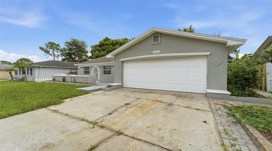 Altamonte Springs, Florida 32714, 5 Bedroom Bedrooms, ,3 Bathroombathrooms,Residential,For Sale,La Salle,0,Mfrv4950854