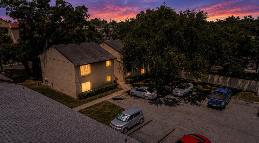 Clearwater, Florida 33764, 2 Bedroom Bedrooms, ,1 Bathroombathrooms,Residential,For Sale,East Bay,0,Mfrtb8541364