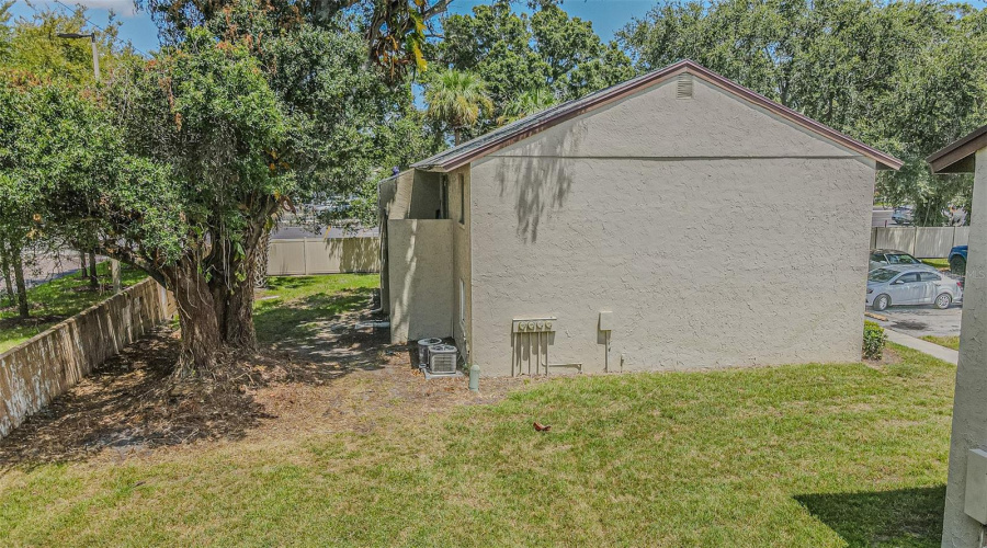 Clearwater, Florida 33764, 2 Bedroom Bedrooms, ,1 Bathroombathrooms,Residential,For Sale,East Bay,0,Mfrtb8541364