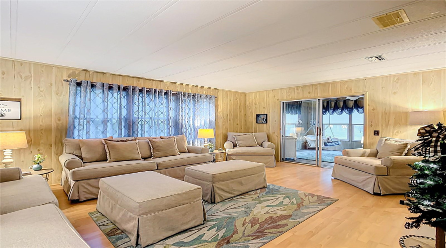 Spacious Living Area View To The Florida Room