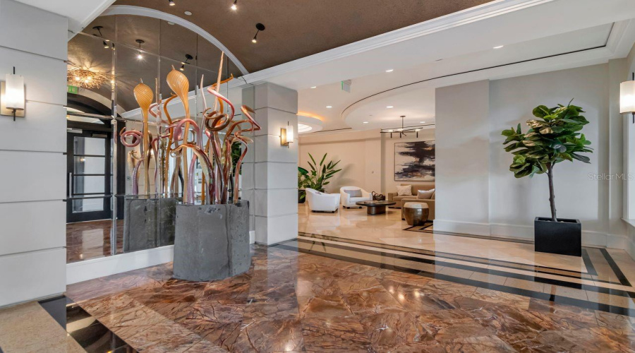 Castillo Lobby