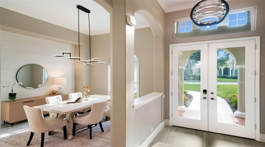 One-Story Living On An Intimate Cul-De-Sac Street In The Canterbury Enclave Of Lakewood Ranch Country Club