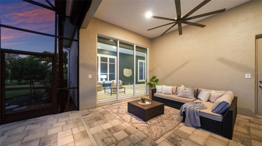 Lakewood Ranch, Florida 34202, 4 Bedroom Bedrooms, ,3 Bathroombathrooms,Residential,For Sale,Lone Tree,0,Mfra4699545