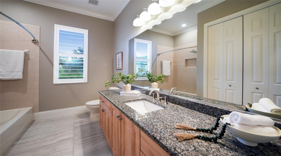 Lakewood Ranch, Florida 34202, 4 Bedroom Bedrooms, ,3 Bathroombathrooms,Residential,For Sale,Lone Tree,0,Mfra4699545