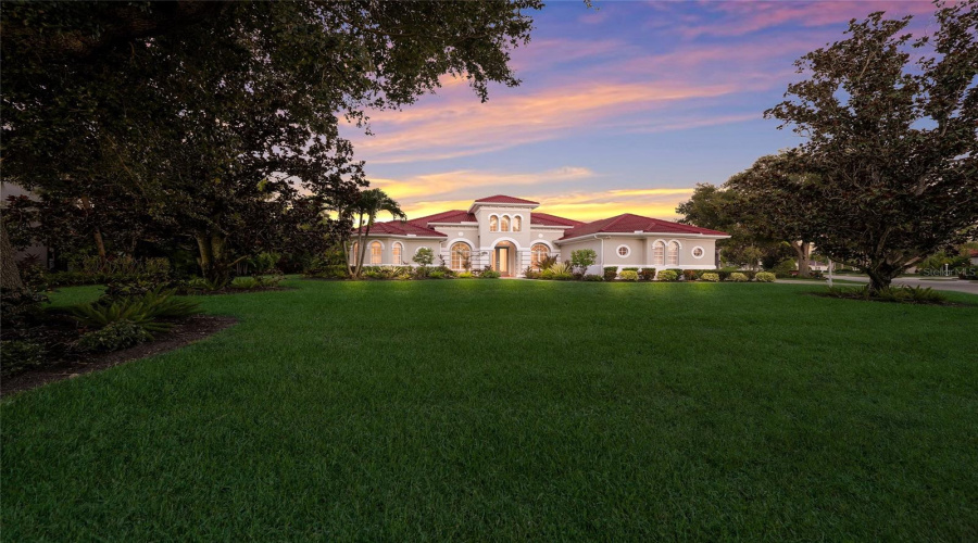 Lakewood Ranch Home In The #1 Top-Selling Master-Planned Community In The Nation Known For Its Vibrant Lifestyle, Dining, Shopping, Community Events, A-Rated Schools And Non-Mandatory Membership Opportunities Available To Become A Member Of Lakewood Ranch Golf &Amp; Country Club