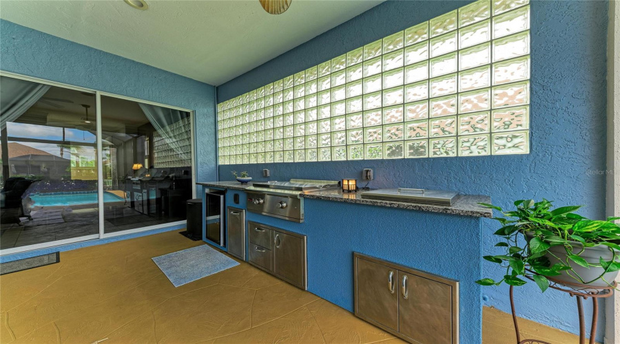 Bradenton, Florida 34208, 3 Bedroom Bedrooms, ,3 Bathroombathrooms,Residential,For Sale,Spinnaker,0,Mfra4683560