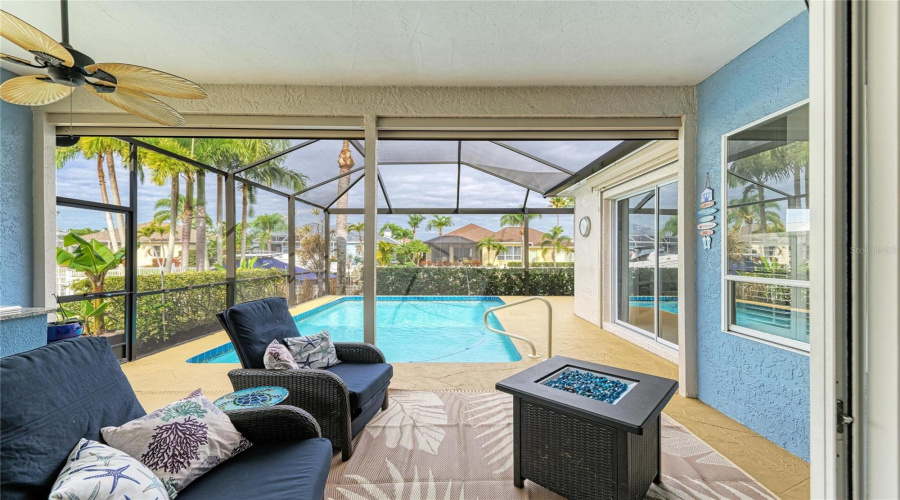 Bradenton, Florida 34208, 3 Bedroom Bedrooms, ,3 Bathroombathrooms,Residential,For Sale,Spinnaker,0,Mfra4683560