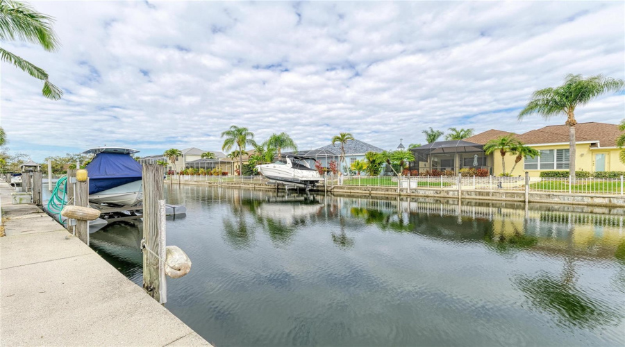 Bradenton, Florida 34208, 3 Bedroom Bedrooms, ,3 Bathroombathrooms,Residential,For Sale,Spinnaker,0,Mfra4683560