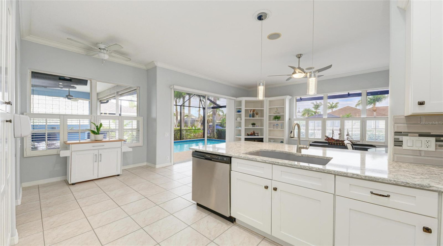 Bradenton, Florida 34208, 3 Bedroom Bedrooms, ,3 Bathroombathrooms,Residential,For Sale,Spinnaker,0,Mfra4683560