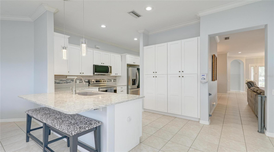 Bradenton, Florida 34208, 3 Bedroom Bedrooms, ,3 Bathroombathrooms,Residential,For Sale,Spinnaker,0,Mfra4683560
