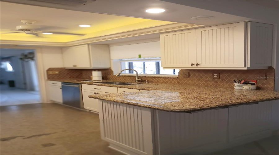 Venice, Florida 34293, 3 Bedroom Bedrooms, ,2 Bathroombathrooms,Residential,For Sale,Gondola,0,Mfrn6145144
