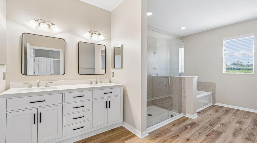 Land O Lakes, Florida 34638, 3 Bedroom Bedrooms, ,2 Bathroombathrooms,Residential,For Sale,Sunset Bay,0,Mfrtb8492772