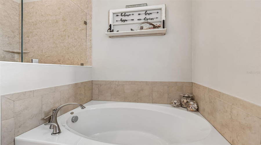 Land O Lakes, Florida 34638, 3 Bedroom Bedrooms, ,2 Bathroombathrooms,Residential,For Sale,Sunset Bay,0,Mfrtb8492772