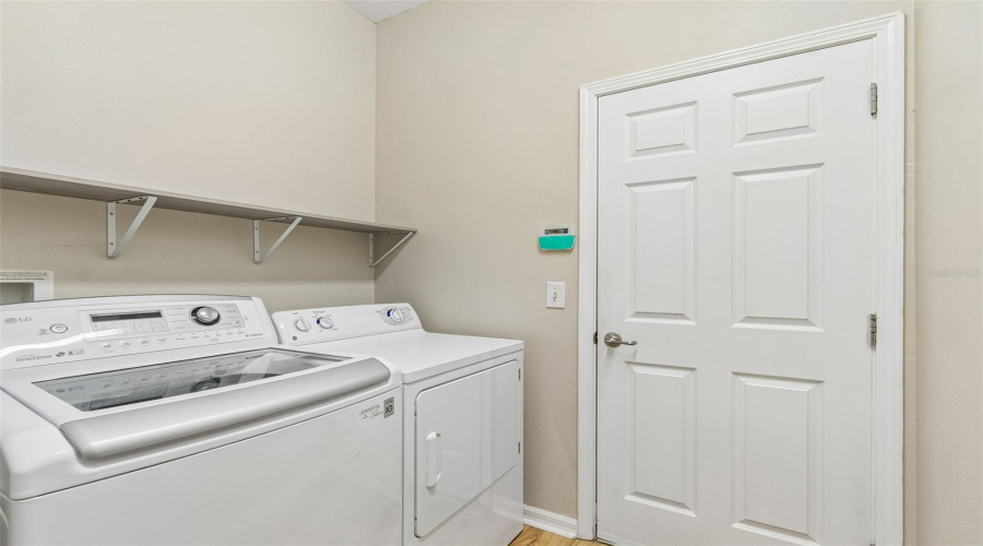 Land O Lakes, Florida 34638, 3 Bedroom Bedrooms, ,2 Bathroombathrooms,Residential,For Sale,Sunset Bay,0,Mfrtb8492772