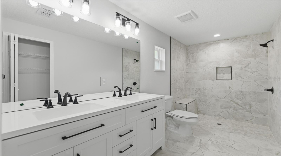 Ocala, Florida 34482, 3 Bedroom Bedrooms, ,2 Bathroombathrooms,Residential,For Sale,63Rd,0,Mfrom721649