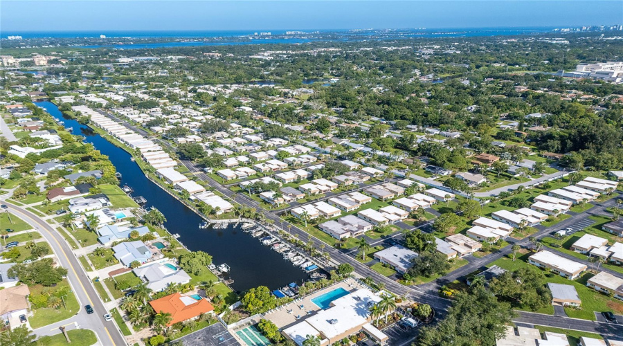 Sarasota, Florida 34231, 2 Bedroom Bedrooms, ,2 Bathroombathrooms,Residential,For Sale,Riverbluff,0,Mfra4697397