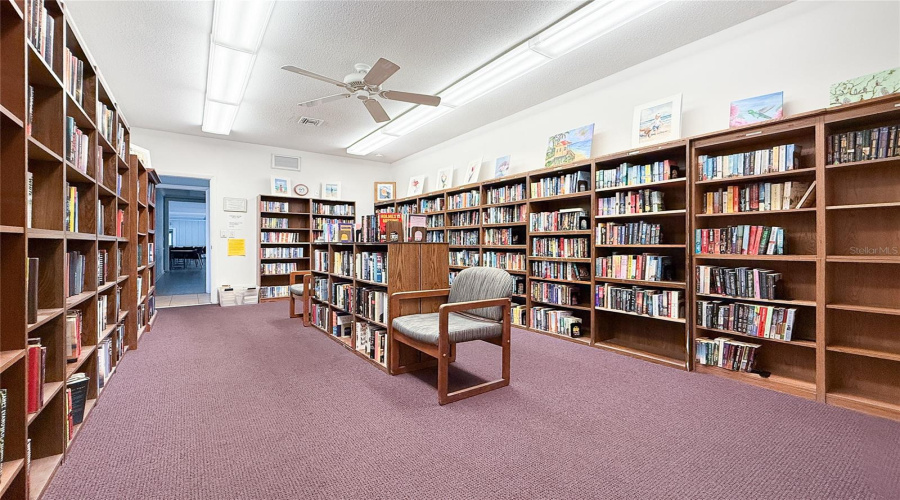Sarasota, Florida 34231, 2 Bedroom Bedrooms, ,2 Bathroombathrooms,Residential,For Sale,Riverbluff,0,Mfra4697397