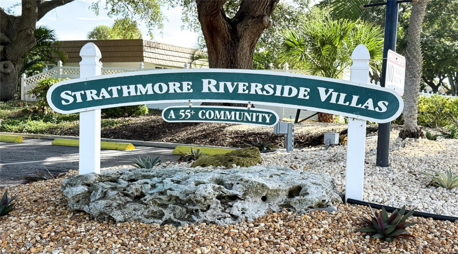 Sarasota, Florida 34231, 2 Bedroom Bedrooms, ,2 Bathroombathrooms,Residential,For Sale,Riverbluff,0,Mfra4697397