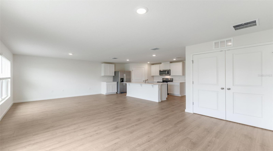 Poinciana, Florida 34759, 3 Bedroom Bedrooms, ,2 Bathroombathrooms,Residential,For Sale,Bass,0,Mfro6425023