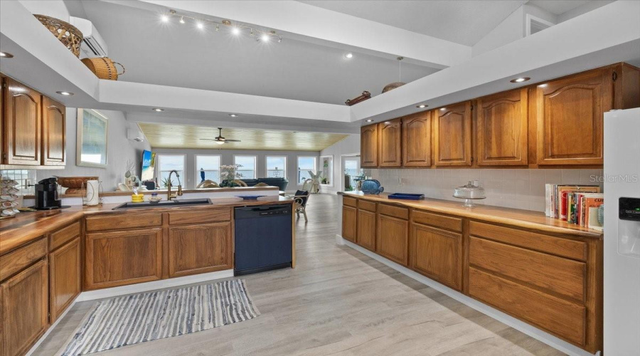 Hernando Beach, Florida 34607, 3 Bedroom Bedrooms, ,2 Bathroombathrooms,Residential,For Sale,Gulf Winds,0,Mfrw7888877