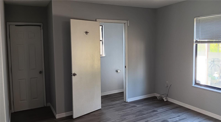 Gainesville, Florida 32641, 4 Bedroom Bedrooms, ,2 Bathroombathrooms,Residential,For Sale,23Rd,0,Mfrw7880965