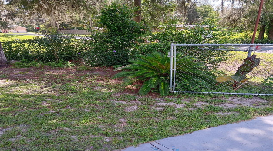 Gainesville, Florida 32641, 4 Bedroom Bedrooms, ,2 Bathroombathrooms,Residential,For Sale,23Rd,0,Mfrw7880965