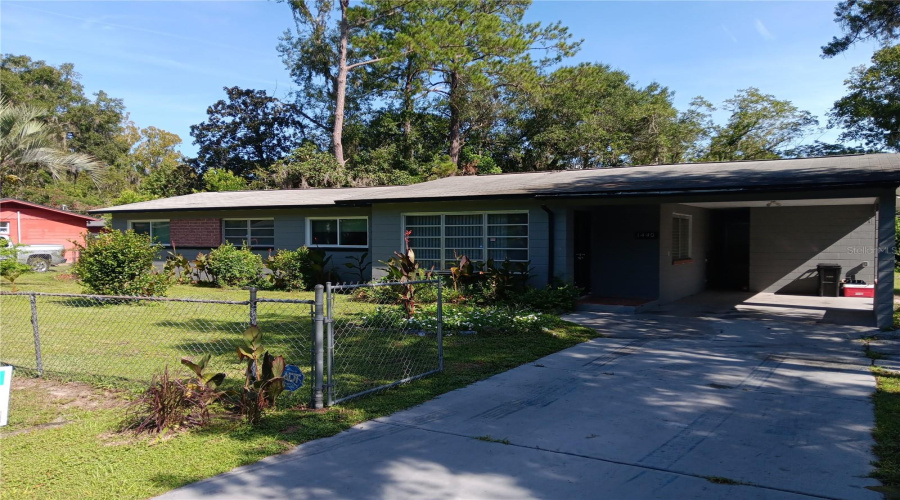 Gainesville, Florida 32641, 4 Bedroom Bedrooms, ,2 Bathroombathrooms,Residential,For Sale,23Rd,0,Mfrw7880965