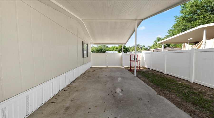 Lakeland, Florida 33810, 4 Bedroom Bedrooms, ,2 Bathroombathrooms,Residential,For Sale,Rollinglen,0,Mfrl4963020