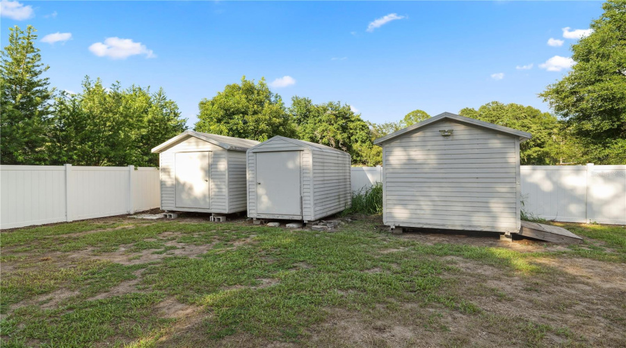 Lakeland, Florida 33810, 4 Bedroom Bedrooms, ,2 Bathroombathrooms,Residential,For Sale,Rollinglen,0,Mfrl4963020