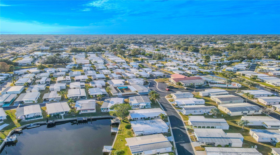 Largo, Florida 33773, 2 Bedroom Bedrooms, ,2 Bathroombathrooms,Residential,For Sale,Magnolia,0,Mfrtb8452306