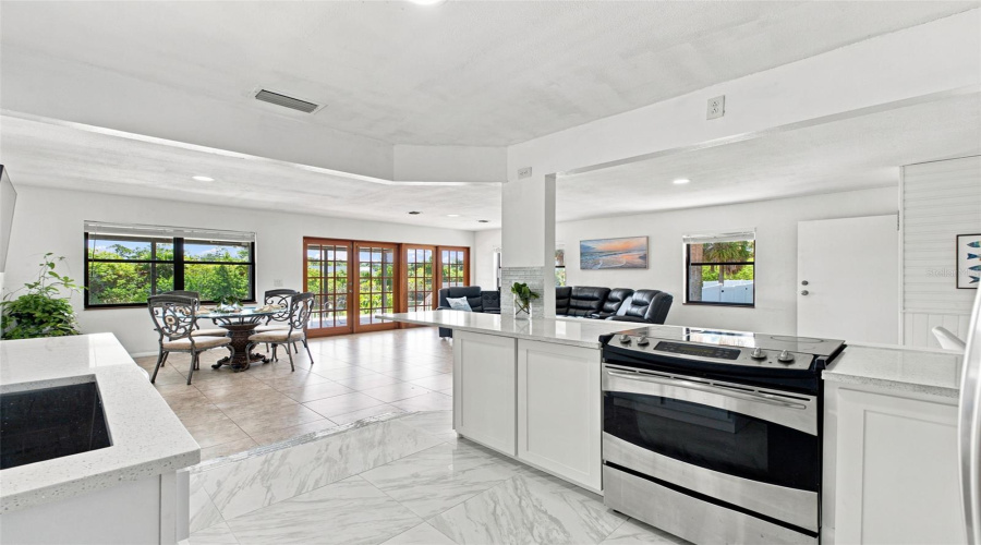 Hernando Beach, Florida 34607, 3 Bedroom Bedrooms, ,3 Bathroombathrooms,Residential,For Sale,Rose Arbor,0,Mfrtb8525854