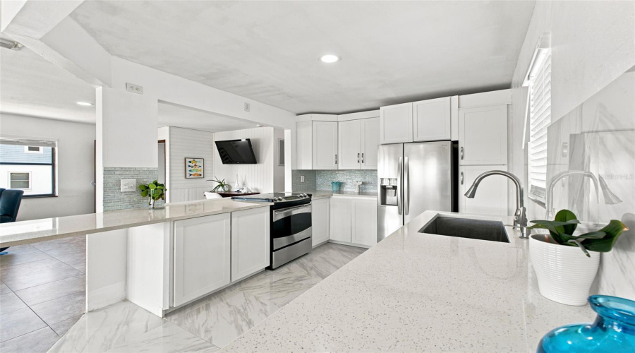 Hernando Beach, Florida 34607, 3 Bedroom Bedrooms, ,3 Bathroombathrooms,Residential,For Sale,Rose Arbor,0,Mfrtb8525854